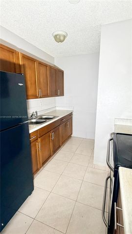 581 Kathy Lane D, Margate, FL 33068