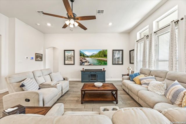 345 Misty Sails, Cibolo, TX 78108