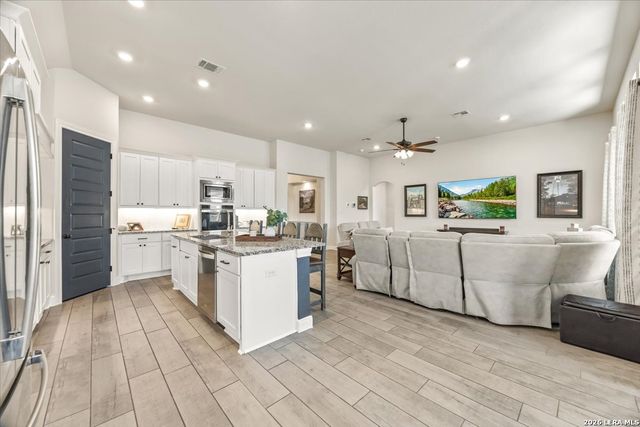 345 Misty Sails, Cibolo, TX 78108