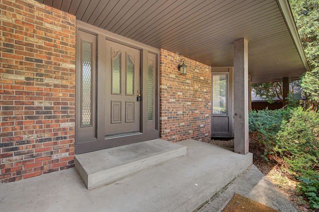 1498 N Danube Road, Fridley, MN 55432