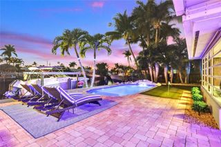 200 SE 3rd St, Pompano Beach, FL 33060