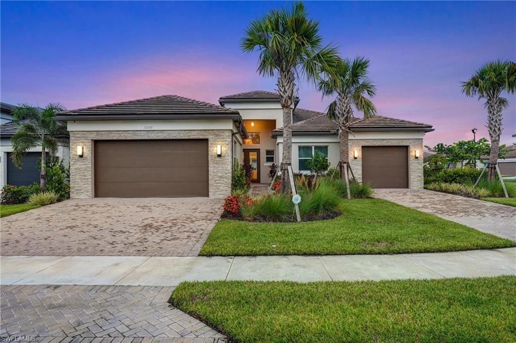 12068 Azalea WAY, NAPLES, FL 34120 — photo 2