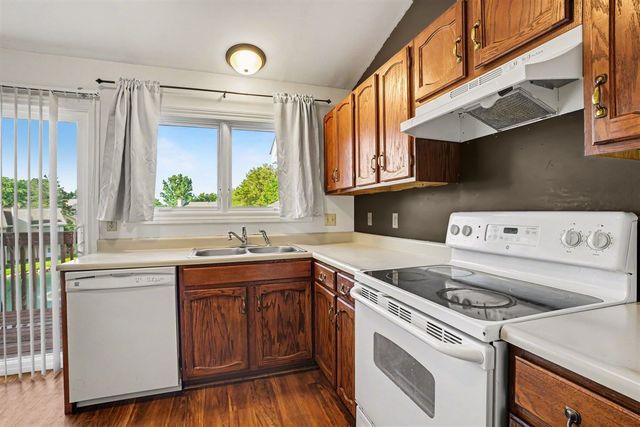 3754 Tartan Circle, Portage, MI 49024