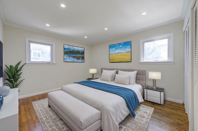 8 Sintsink Drive W, Port Washington, NY 11050