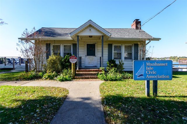 8 Sintsink Drive W, Port Washington, NY 11050