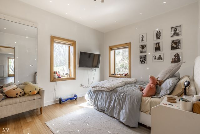 1065 E 76th Street, Indianapolis, IN 46240