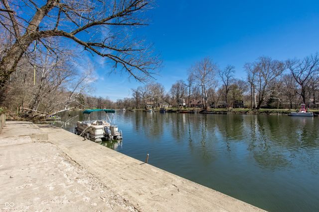 1065 E 76th Street, Indianapolis, IN 46240