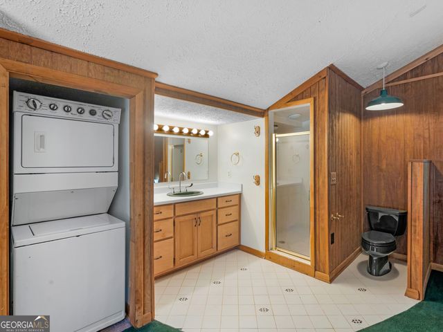 382 Indian Creek Road, Locust Grove, GA 30248