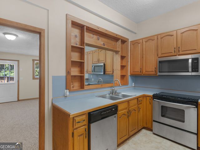 382 Indian Creek Road, Locust Grove, GA 30248