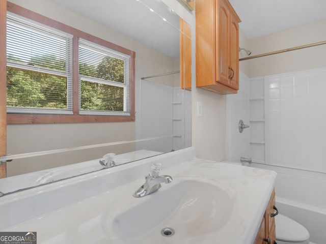 382 Indian Creek Road, Locust Grove, GA 30248