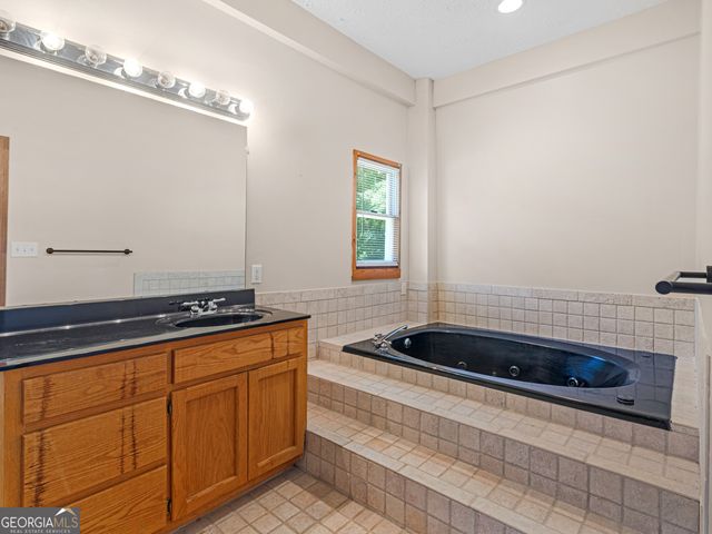382 Indian Creek Road, Locust Grove, GA 30248