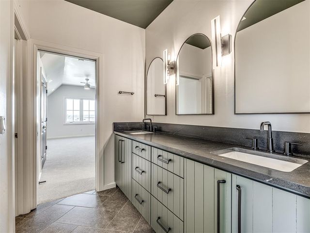 12165 Sunrise Ridge Loop, Kingston, OK 73439