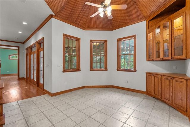 7306 Live Oak Circle, Alvin, TX 77511