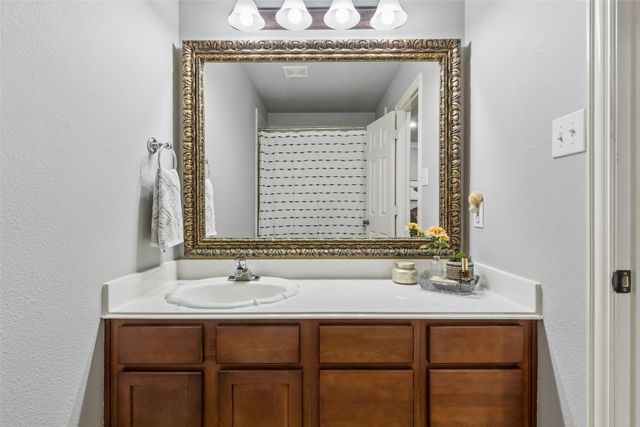10198 Wheat Ridge Drive, Frisco, TX 75033