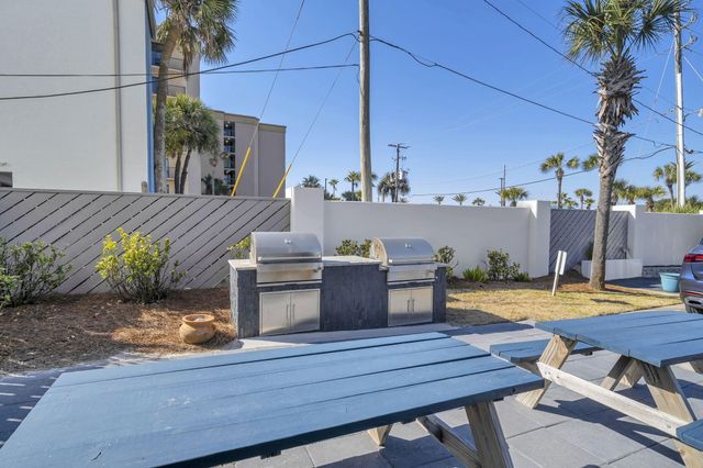 554 NW Coral Court 303, Fort Walton Beach, FL 32548