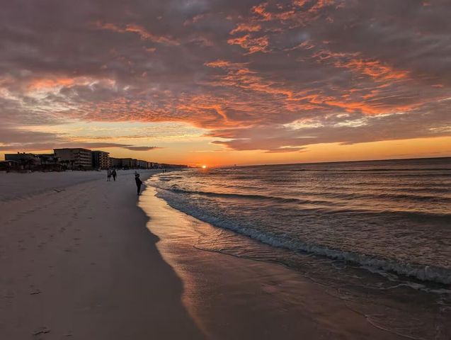 554 NW Coral Court 303, Fort Walton Beach, FL 32548