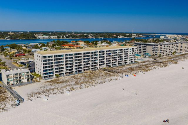 554 NW Coral Court 303, Fort Walton Beach, FL 32548