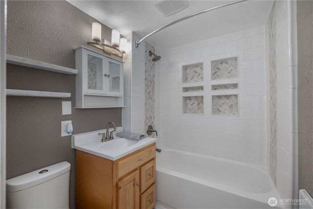 924 Tobin Avenue, Shelton, WA 98584