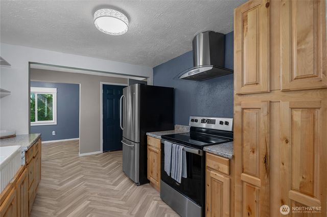924 Tobin Avenue, Shelton, WA 98584