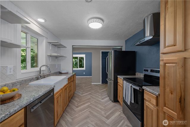 924 Tobin Avenue, Shelton, WA 98584