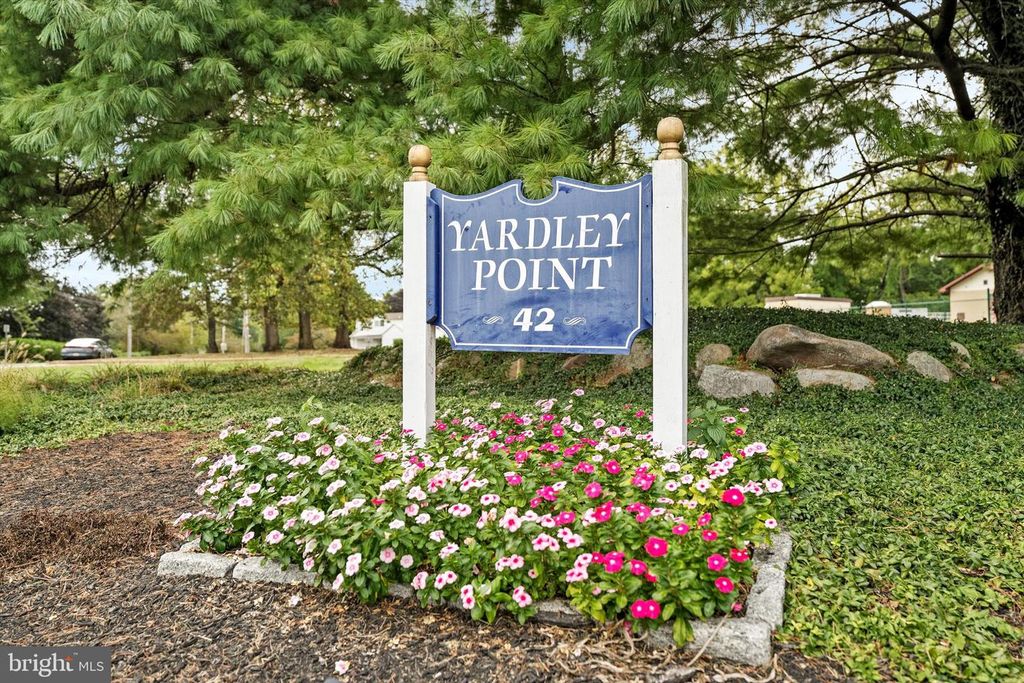 42 W COLLEGE AVE #316, Yardley, PA 19067