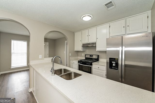 6725 Biscayne Boulevard, Rex, GA 30273