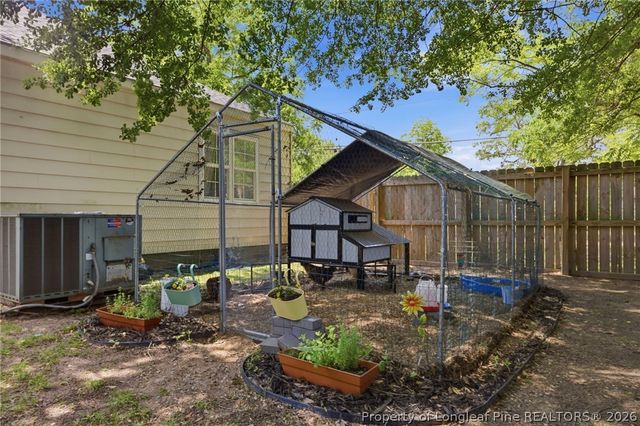 202 N Jackson Street, Raeford, NC 28376