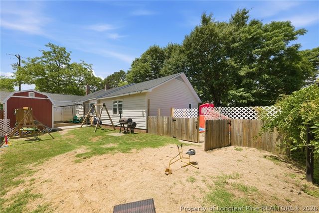 202 N Jackson Street, Raeford, NC 28376