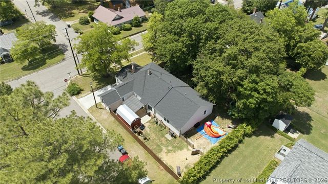 202 N Jackson Street, Raeford, NC 28376