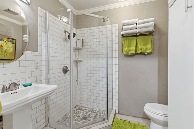 5324 Oakview Ln, Stockton, CA 95212