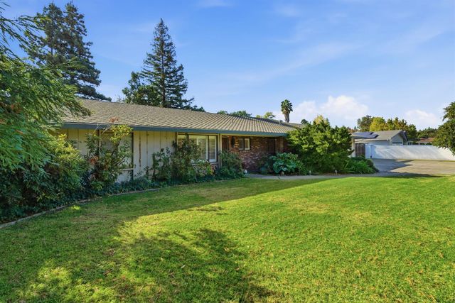 5324 Oakview Ln, Stockton, CA 95212