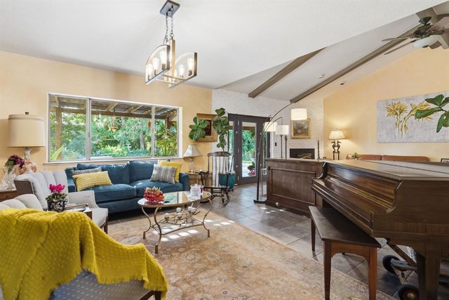 5324 Oakview Ln, Stockton, CA 95212