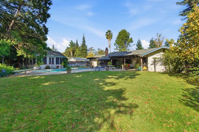 5324 Oakview Ln, Stockton, CA 95212