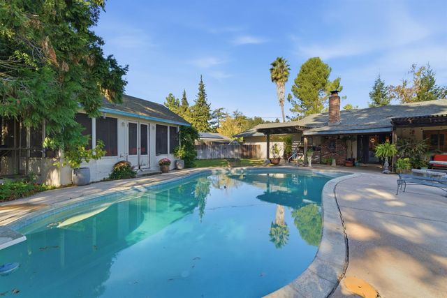 5324 Oakview Ln, Stockton, CA 95212