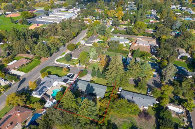 5324 Oakview Ln, Stockton, CA 95212