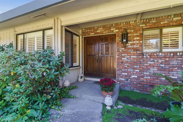 5324 Oakview Ln, Stockton, CA 95212