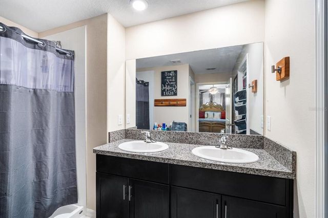 10229 BRIGHT CRYSTAL AVENUE, Riverview, FL 33578