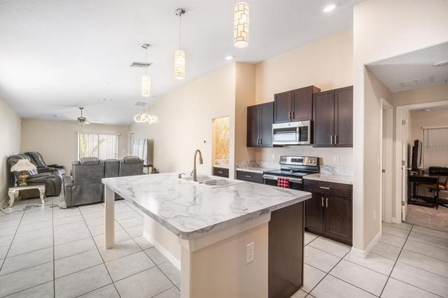 10229 BRIGHT CRYSTAL AVENUE, Riverview, FL 33578