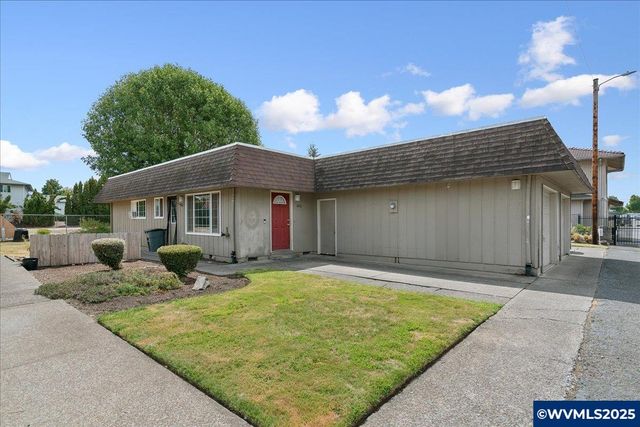 3456 Chiefs CT Ct NE, Salem, OR 97305