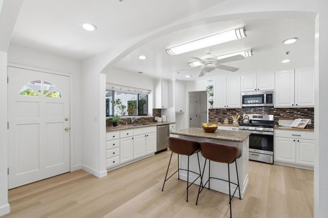 1035 Lorne Way, Sunnyvale, CA 94087