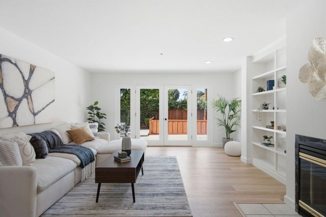 1035 Lorne Way, Sunnyvale, CA 94087