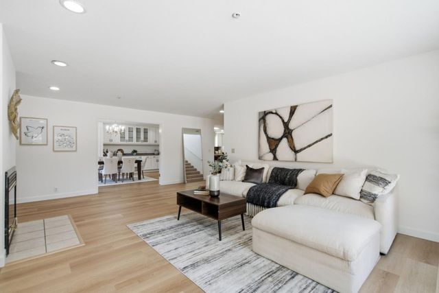1035 Lorne Way, Sunnyvale, CA 94087
