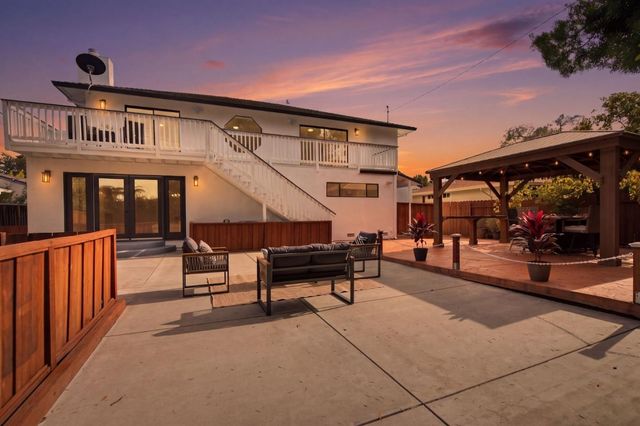 1035 Lorne Way, Sunnyvale, CA 94087
