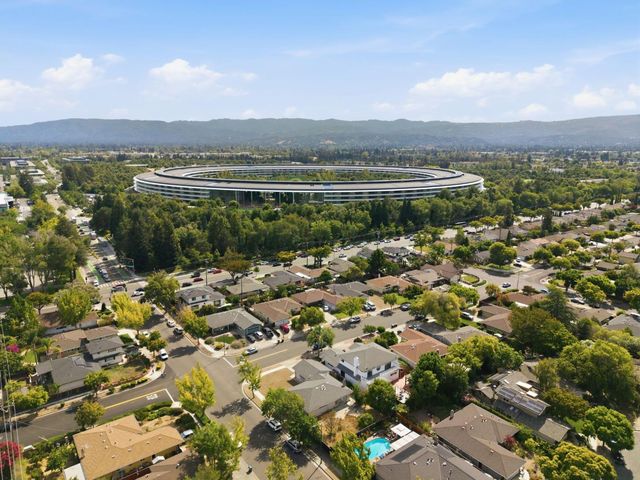 1035 Lorne Way, Sunnyvale, CA 94087
