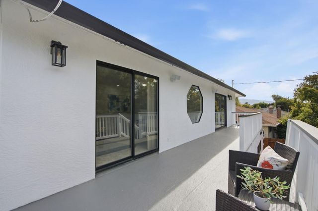 1035 Lorne Way, Sunnyvale, CA 94087