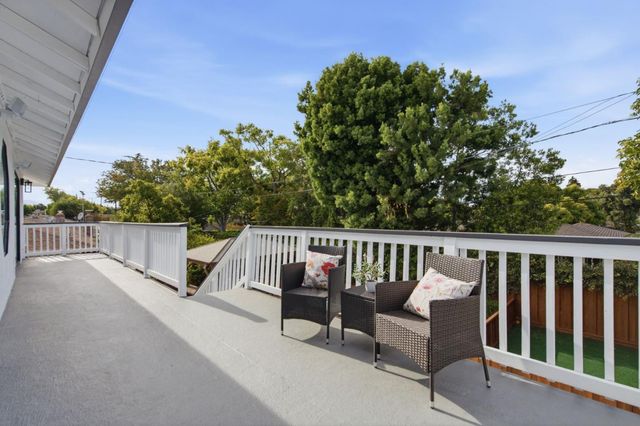 1035 Lorne Way, Sunnyvale, CA 94087