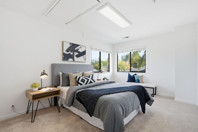 1035 Lorne Way, Sunnyvale, CA 94087