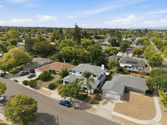 1035 Lorne Way, Sunnyvale, CA 94087