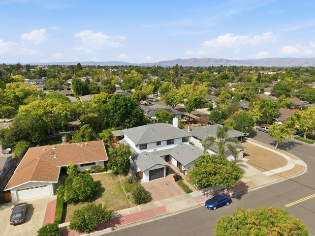 1035 Lorne Way, Sunnyvale, CA 94087