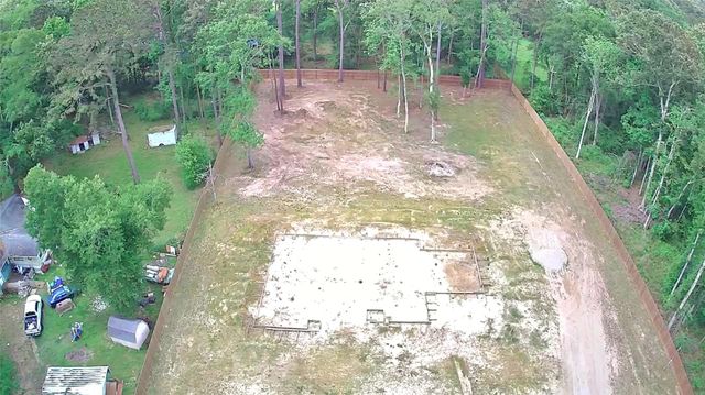 369 County Road 356, New Caney, TX 77357